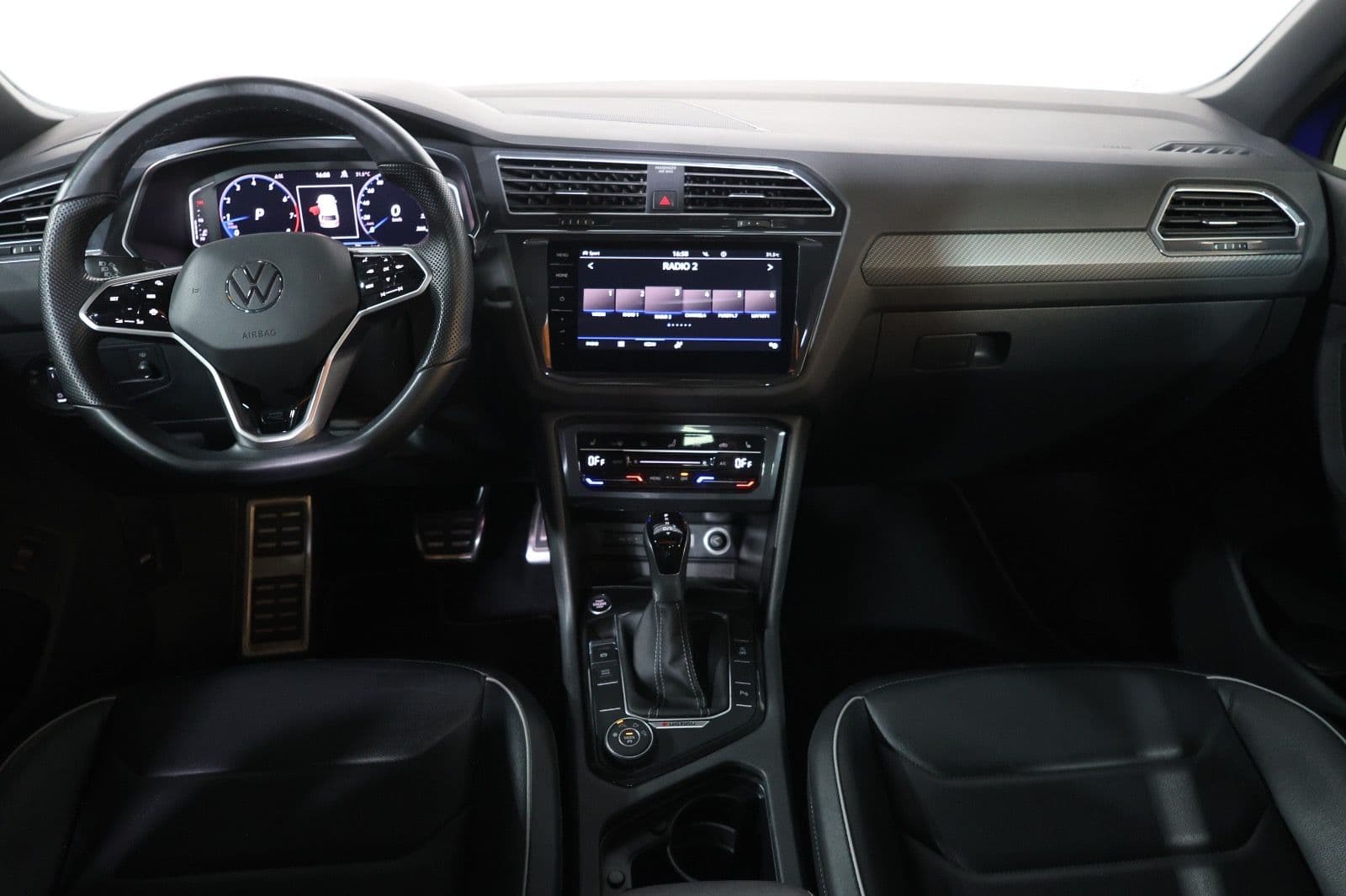 2021 Volkswagen Tiguan R-Line  - Thumbnail 12