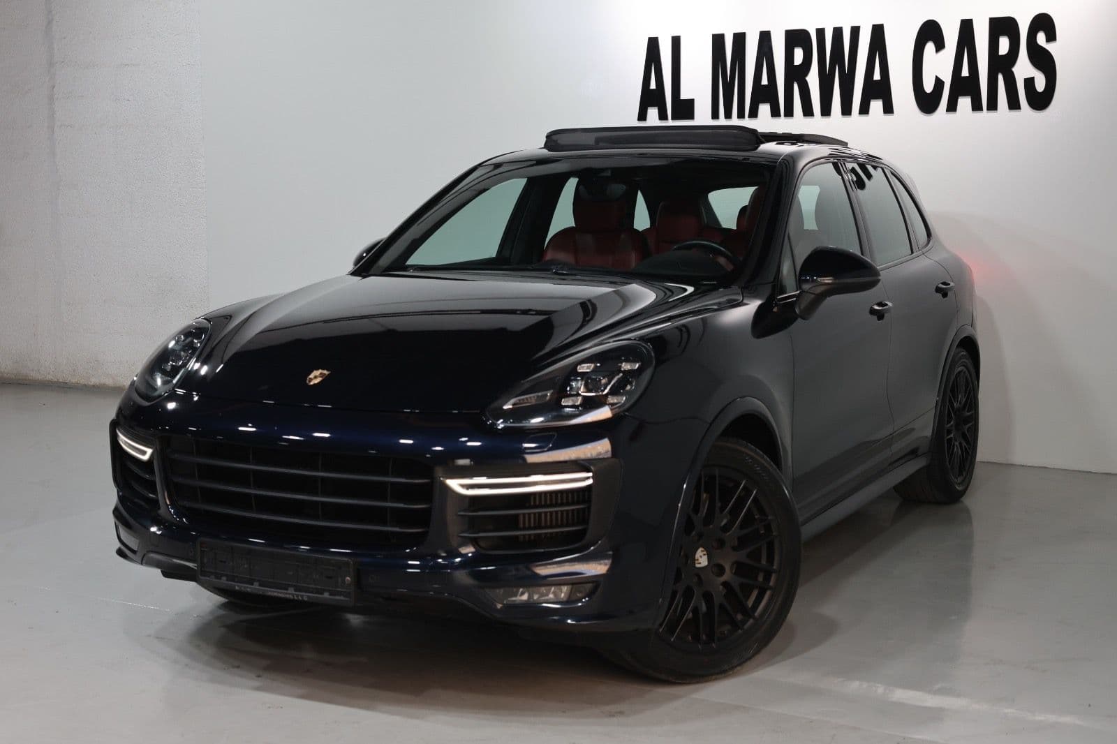 Porsche Cayenne GTS 2016 - GCc specs-138000km   - Image 1