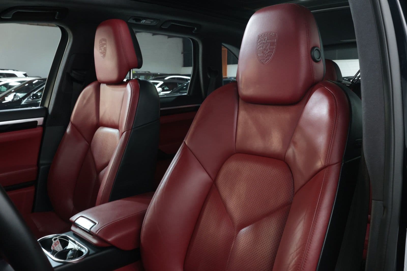 Porsche Cayenne GTS 2016 - GCc specs-138000km   - Thumbnail 10