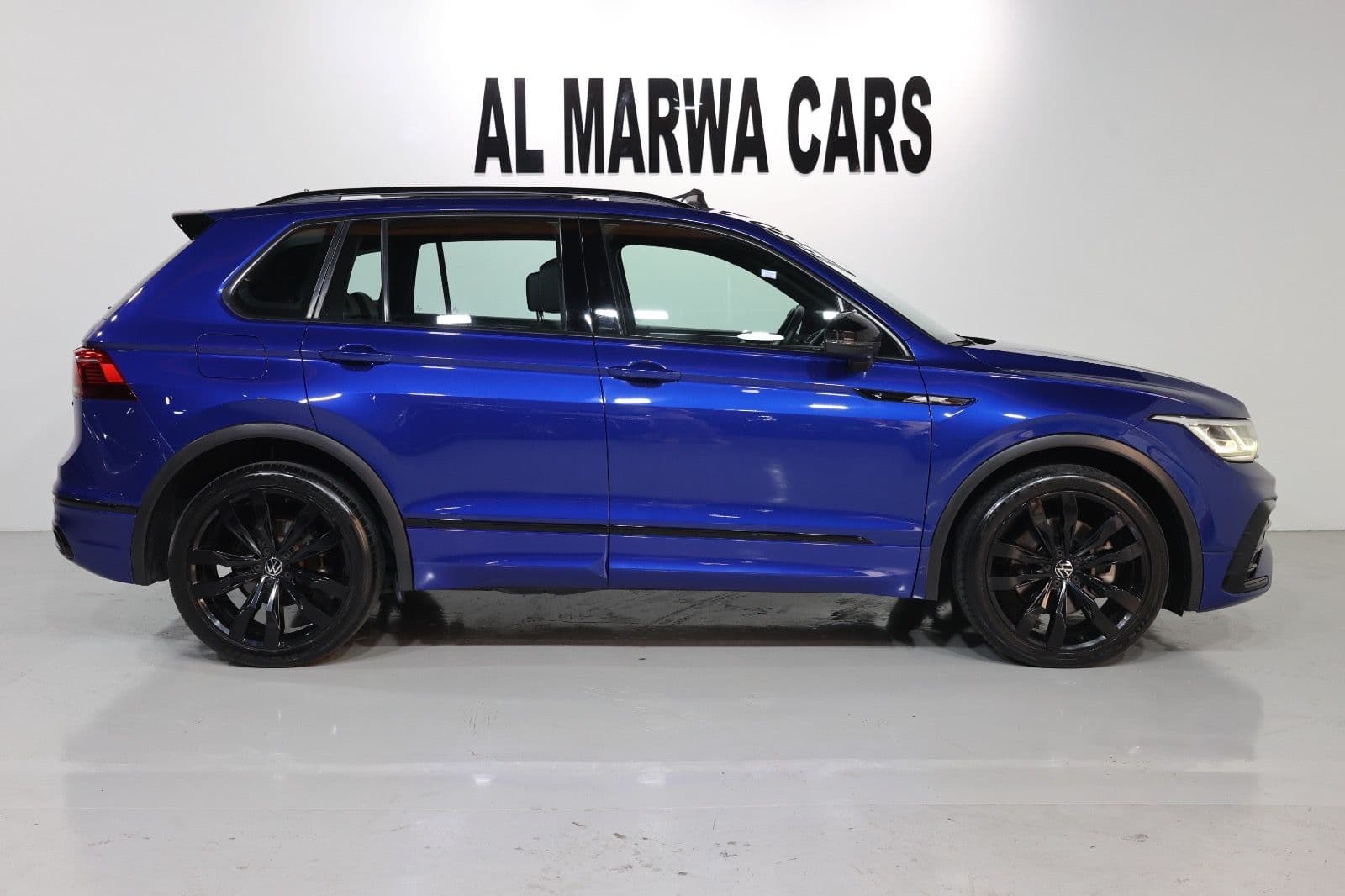 2021 Volkswagen Tiguan R-Line  - Thumbnail 7