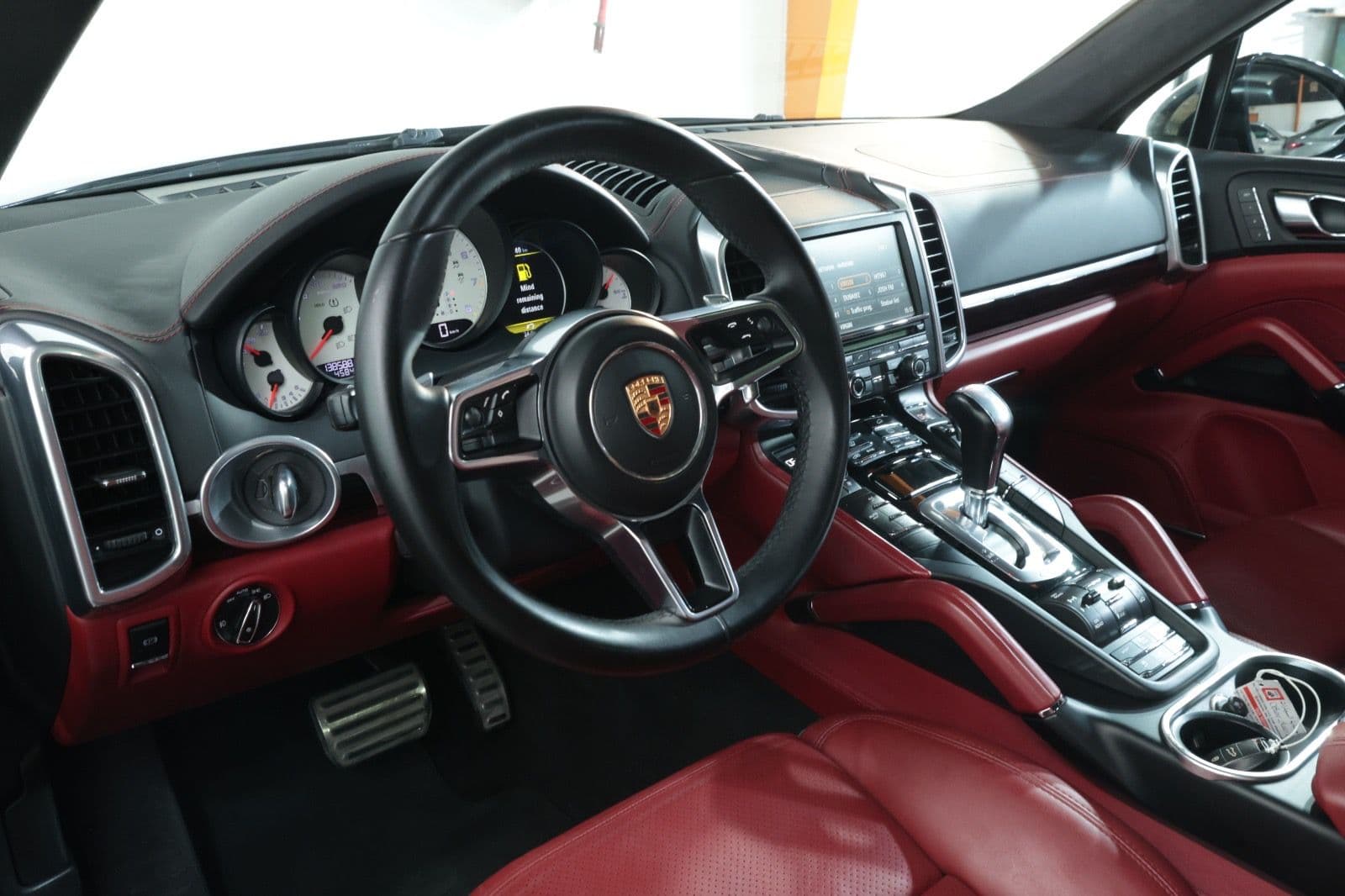 Porsche Cayenne GTS 2016 - GCc specs-138000km   - Thumbnail 11
