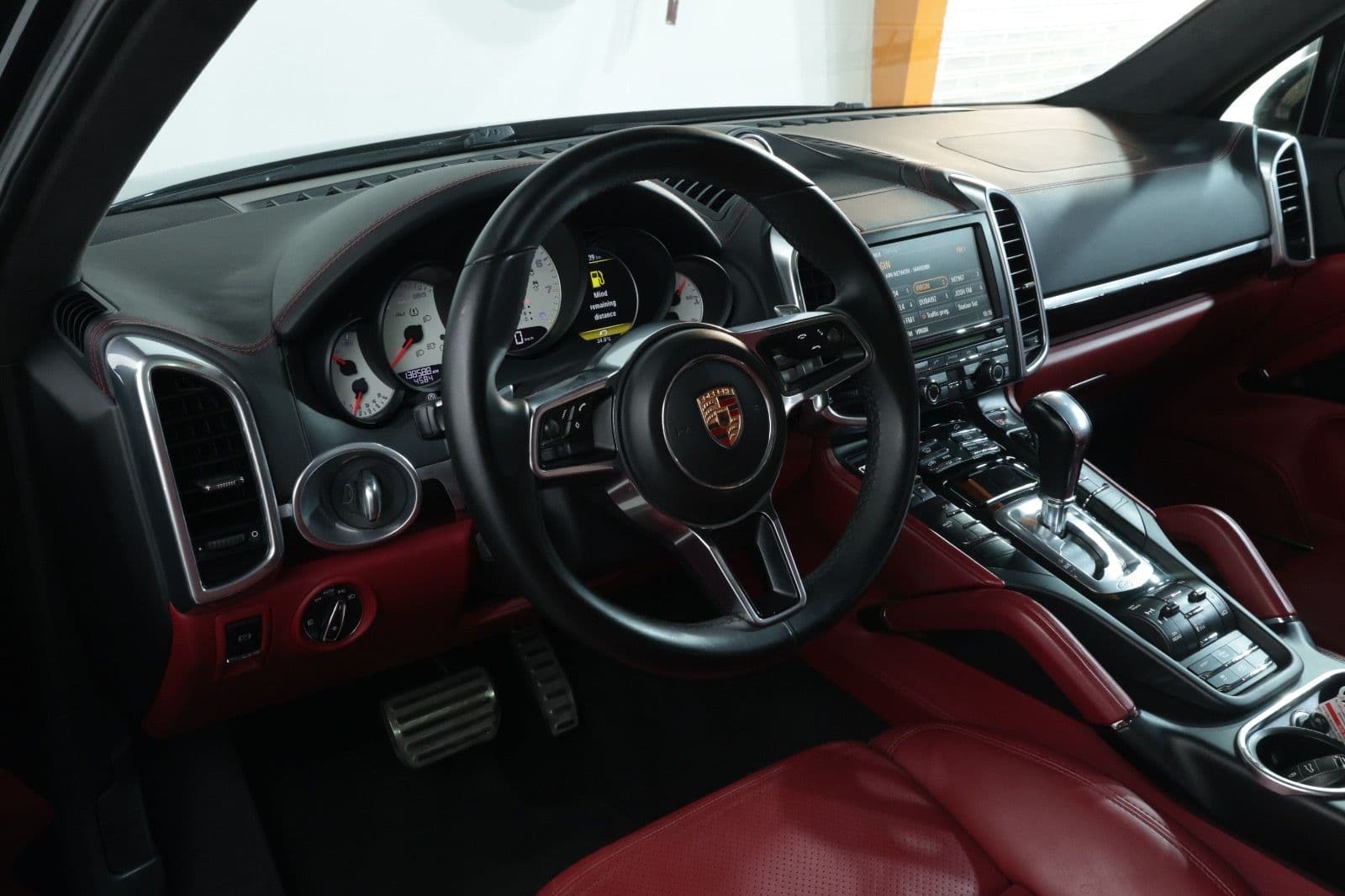 Porsche Cayenne GTS 2016 - GCc specs-138000km   - Thumbnail 9