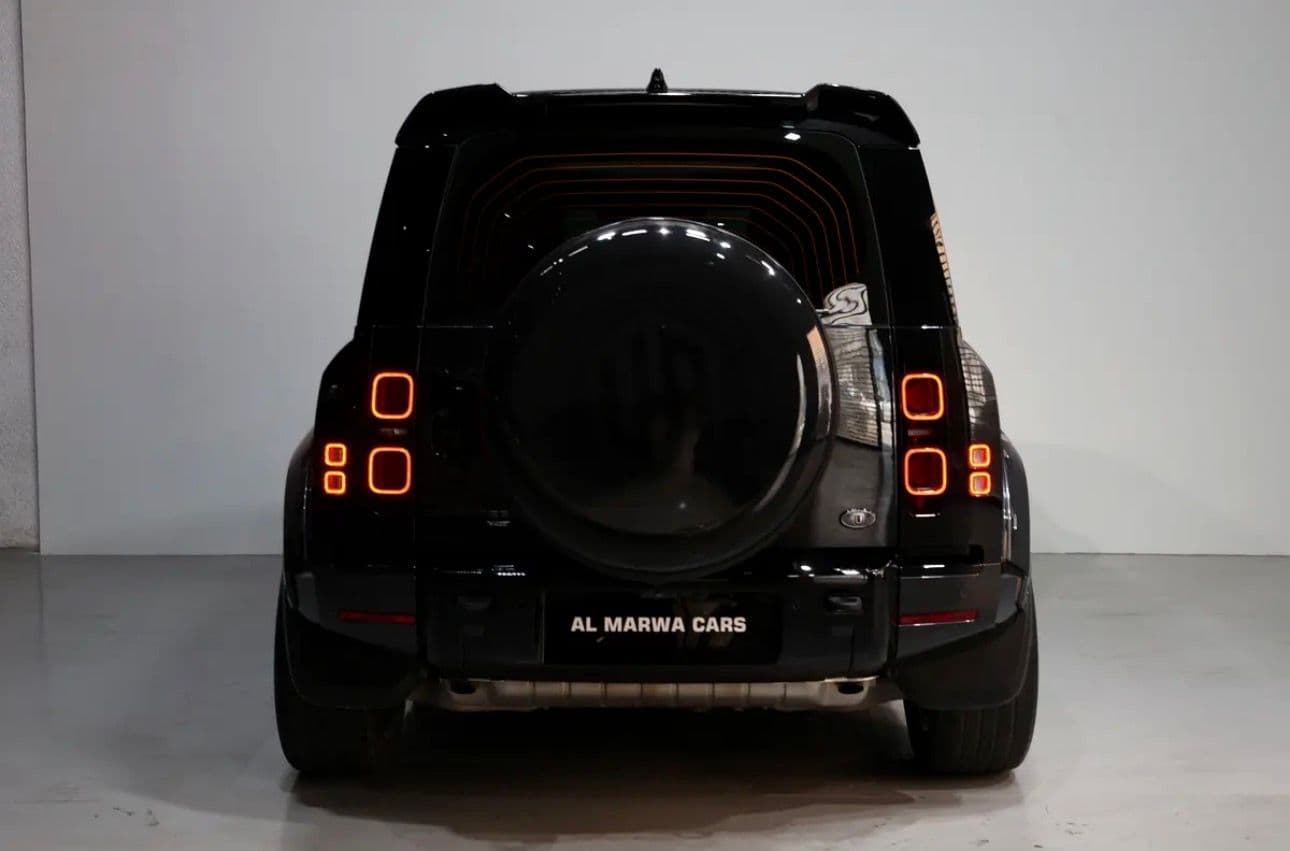 2023 Land Rover Defender 90 SE P 400  -GCC-spec vehicle  -Under warranty & service - Thumbnail 5