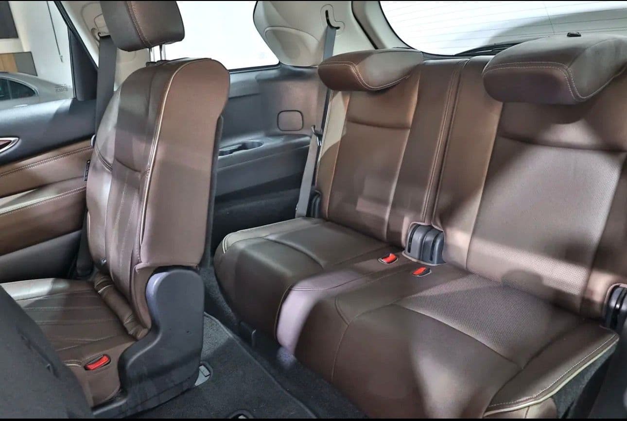 2019 Infiniti QX60 Premium 76000km -GCC-spec SUV  - Thumbnail 16