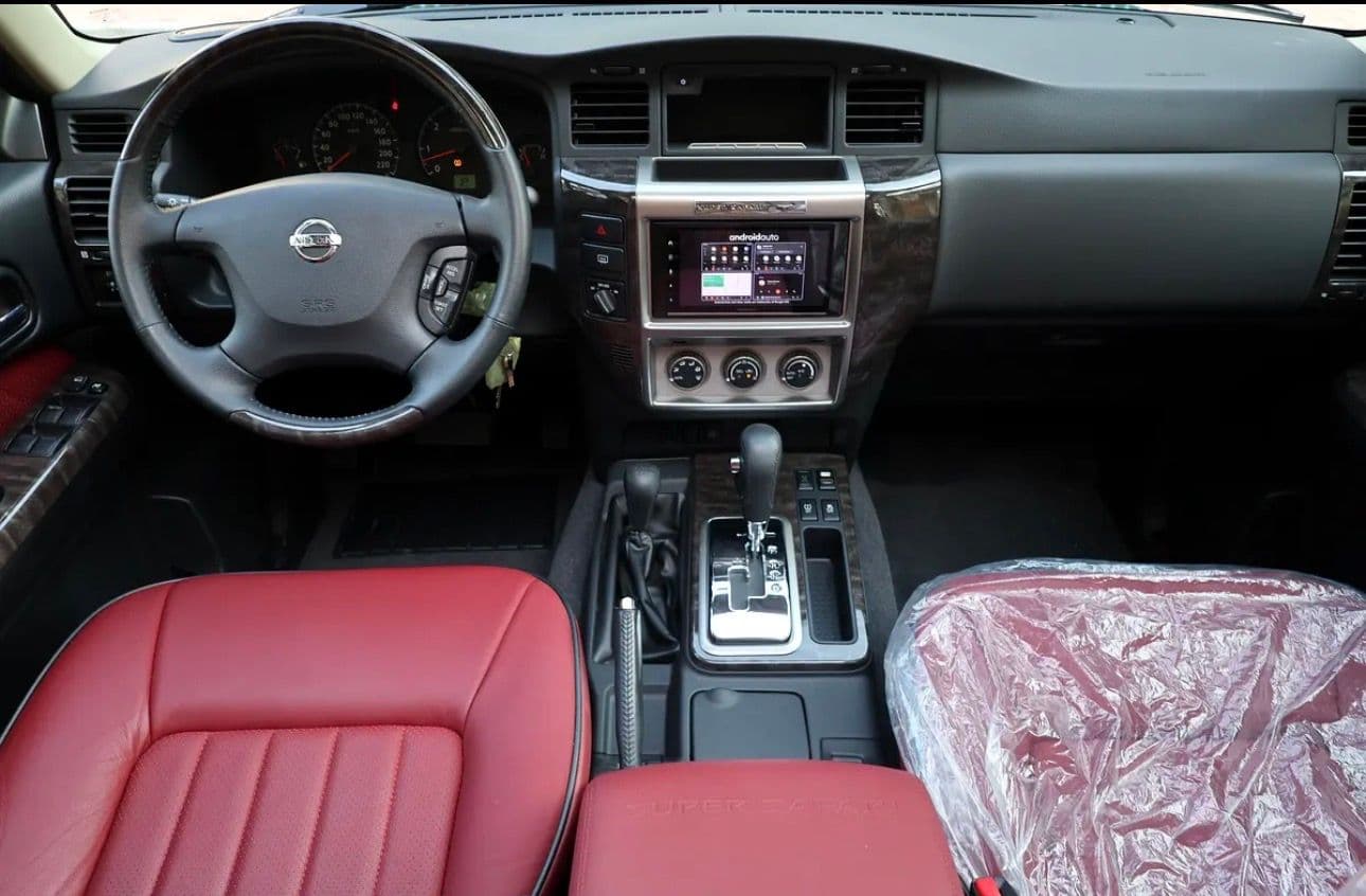  2024 Nissan Patrol Super Safari Al Ostoura edition-15000KM-gcc specs - Thumbnail 9