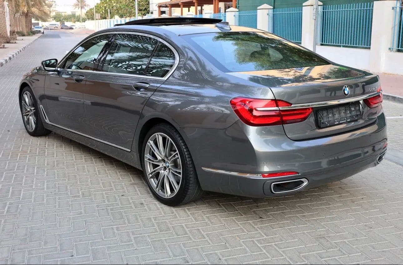BMW 7 SERIES-730LI-2019 - Mileage 112000KM - Excellent Condition - GCC Specifications - Thumbnail 3