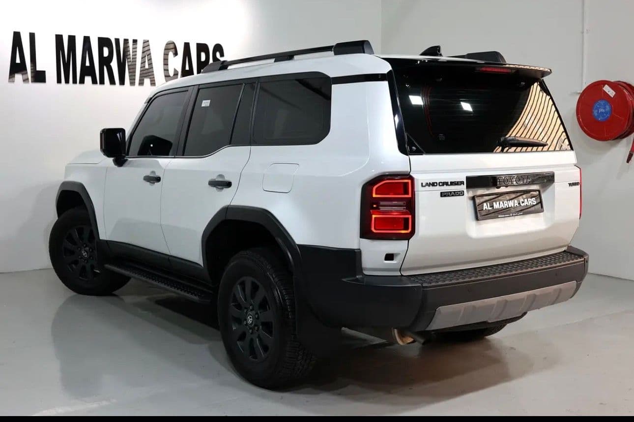 brand new 2024 Toyota Prado Adventure- GCC-spec  - Thumbnail 3