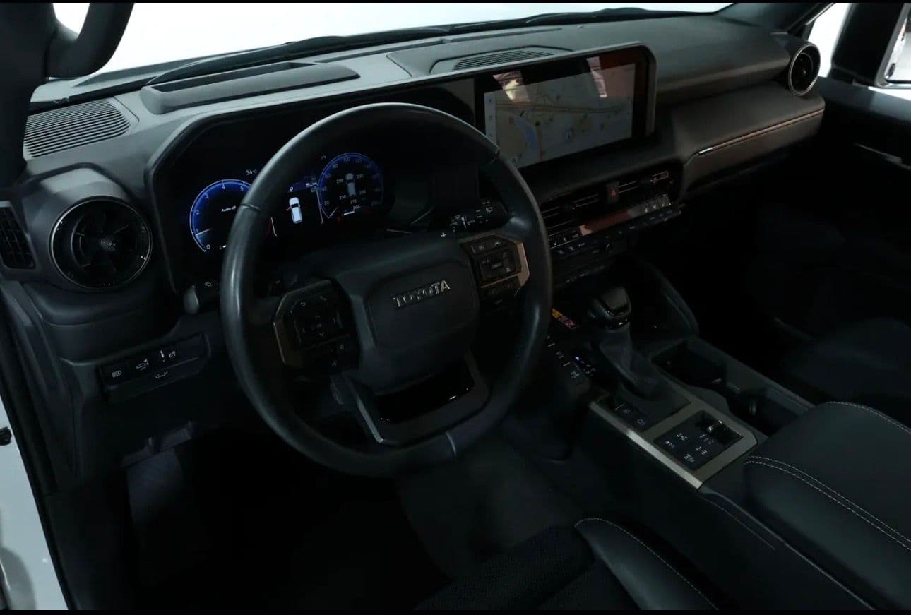 brand new 2024 Toyota Prado Adventure- GCC-spec  - Thumbnail 9