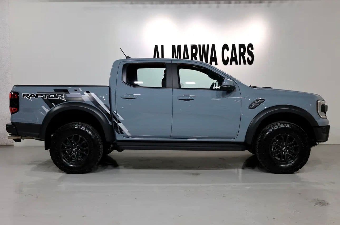 Ford Ranger Raptor 2025 GCC Specs  Under warranty & service - Thumbnail 5