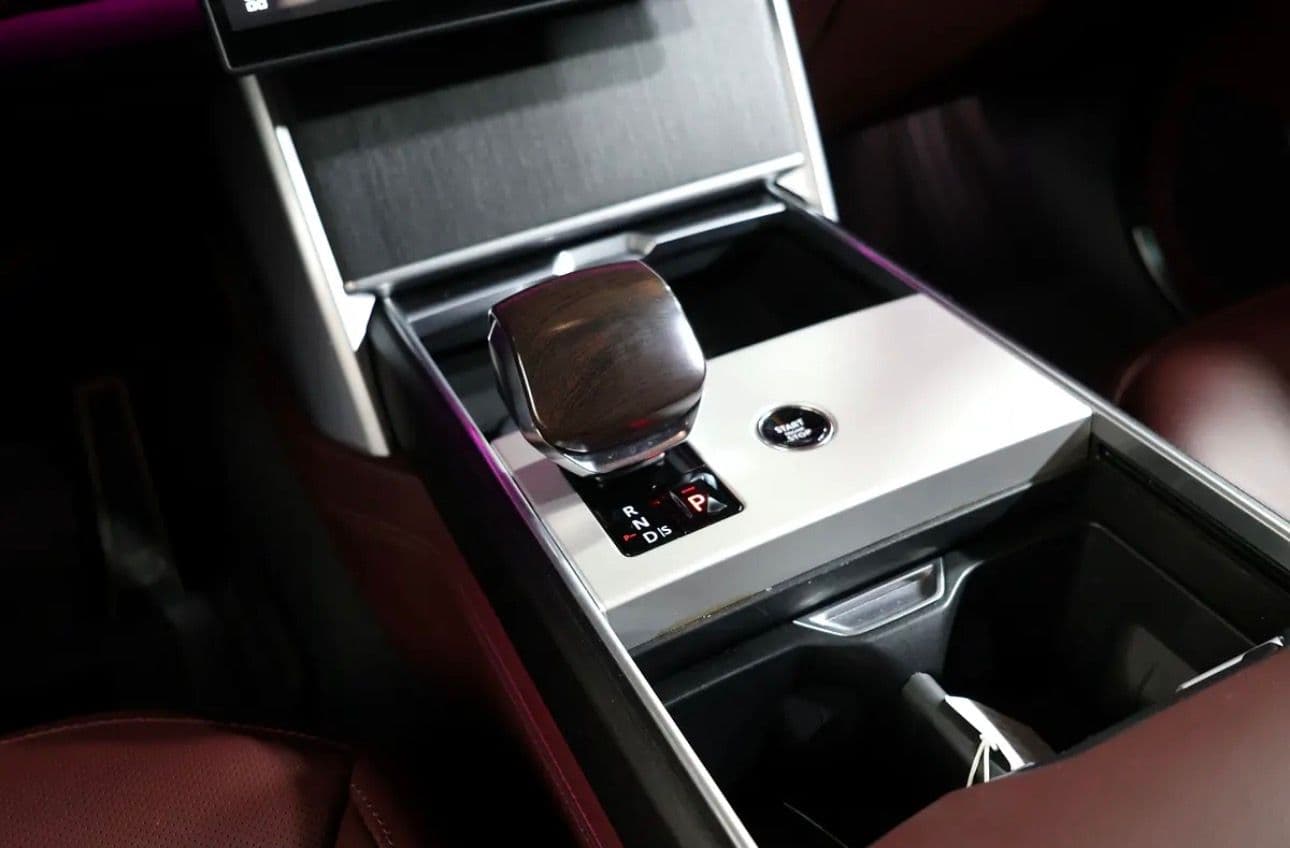 2025 Range Rover HSE P530 PERFECT CONDATION  - Thumbnail 12