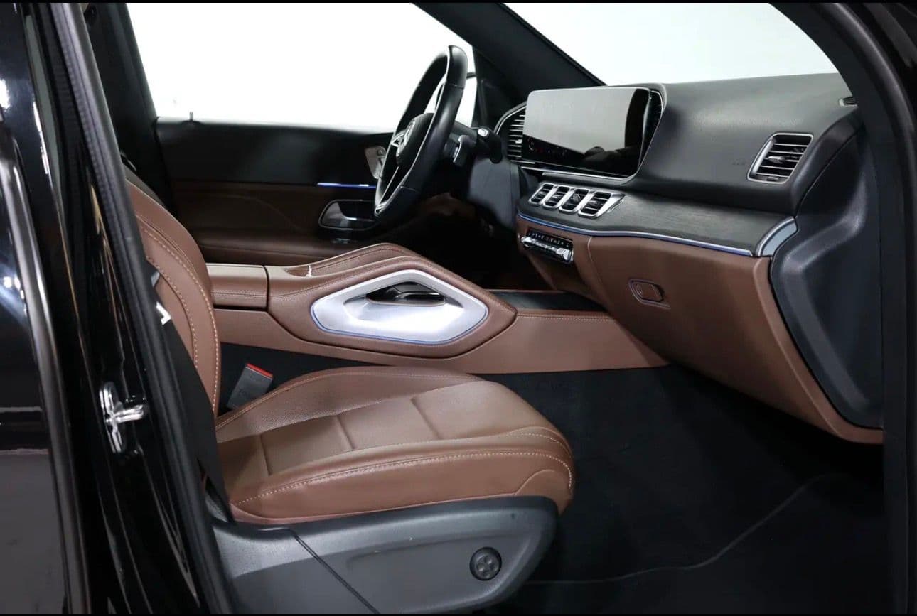 2024 Mercedes-Benz GLE 450 4MATIC-gcc-Pristine condition - Thumbnail 12