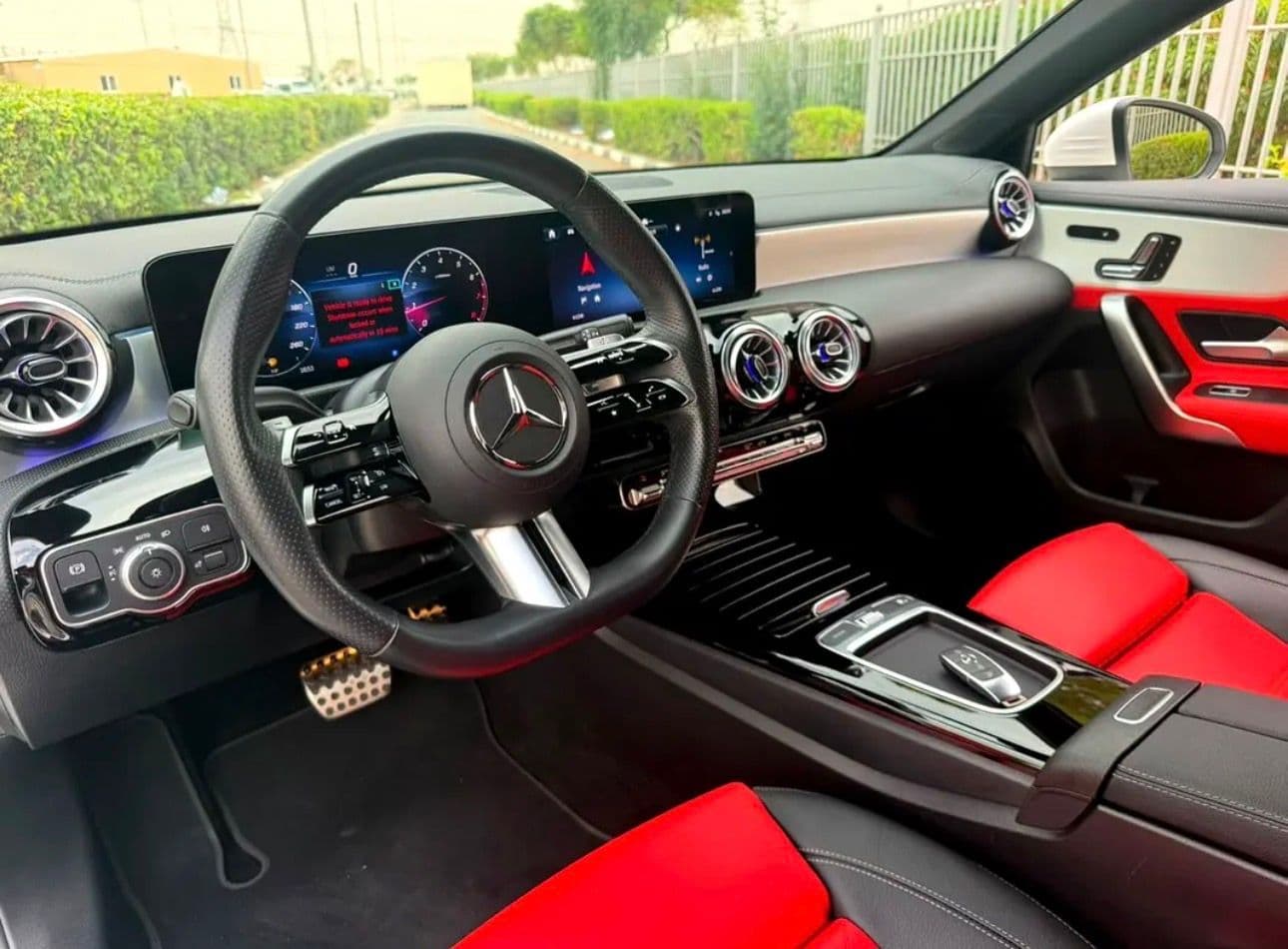 2024 Mercedes-Benz A 200 AMG -GCC Specifications -32000KM -Under warranty and service contract  - Thumbnail 9