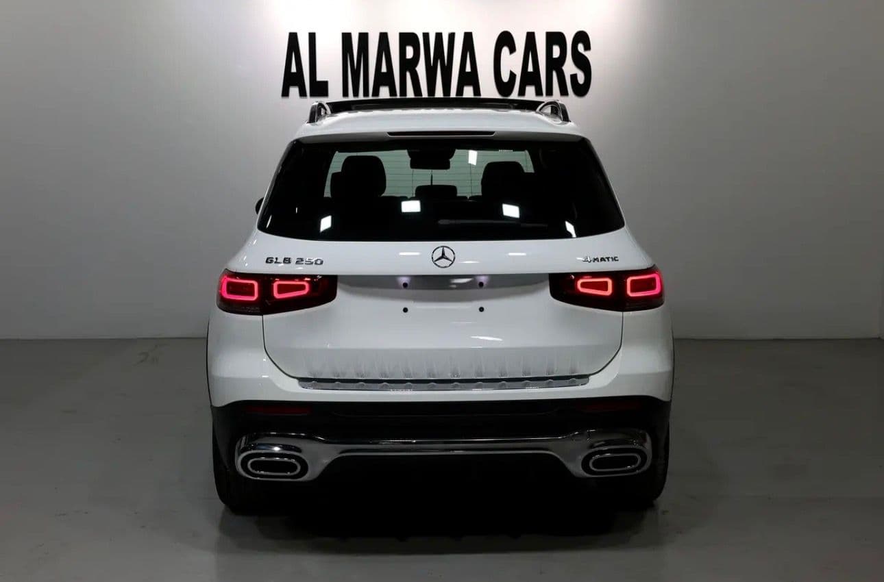 2023 Mercedes GLB 250 4MATIC I GARGASH WARRANTY + SERVICE CONTRACT  | GCC Specs I ACCIDENTS FREE - Thumbnail 7