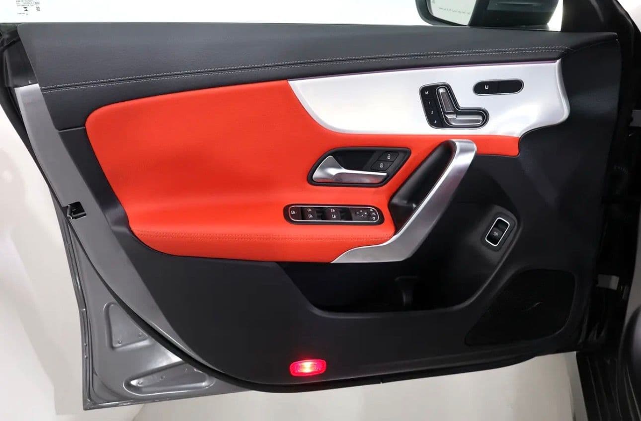 MERCEDES BENZ CLA250 4MATIC 2024 - Thumbnail 8