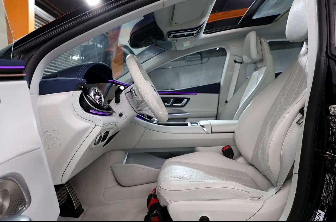 2024 Mercedes EQE 350+ 4MATIC I GCC Spec - Thumbnail 8
