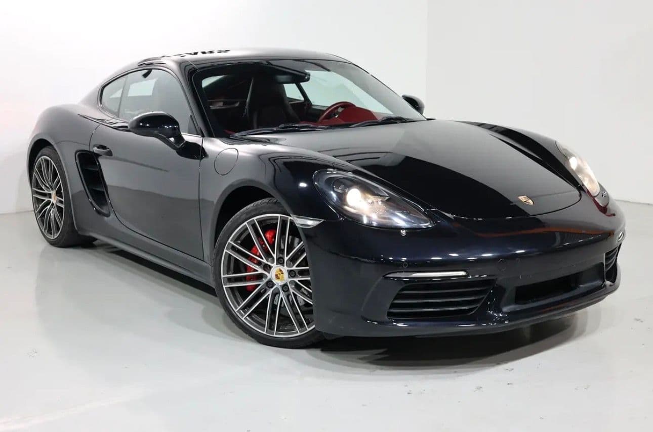 2018 Porsche Cayman S -PERFECT CONDITION -Accident free - Thumbnail 2