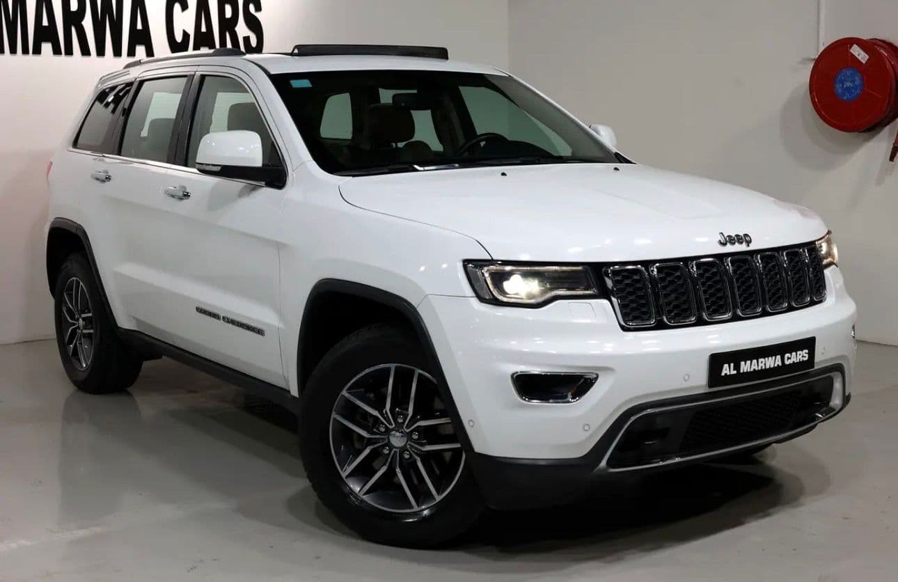2018 Jeep Grand Cherokee Limited in excellent condition  - GCC  - Thumbnail 2