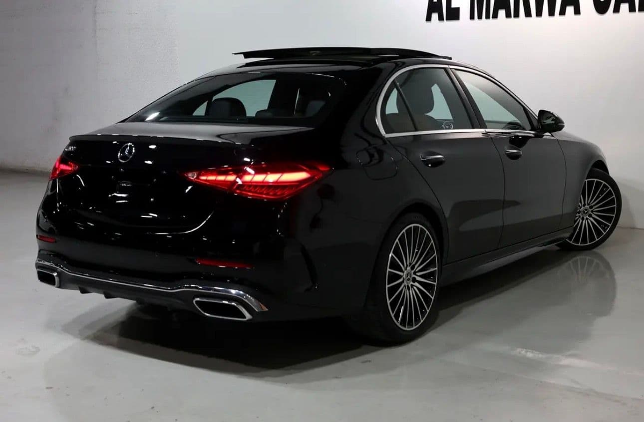 2024 Mercedes-Benz C200 -GCC specifications -54000 KM -UNDER WARRANTY & SERVICE CONTRACT  - Thumbnail 2