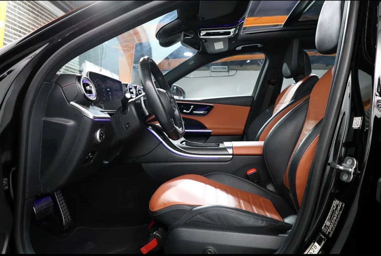 2024 Mercedes-Benz C200 -GCC specifications -54000 KM -UNDER WARRANTY & SERVICE CONTRACT  - Thumbnail 8