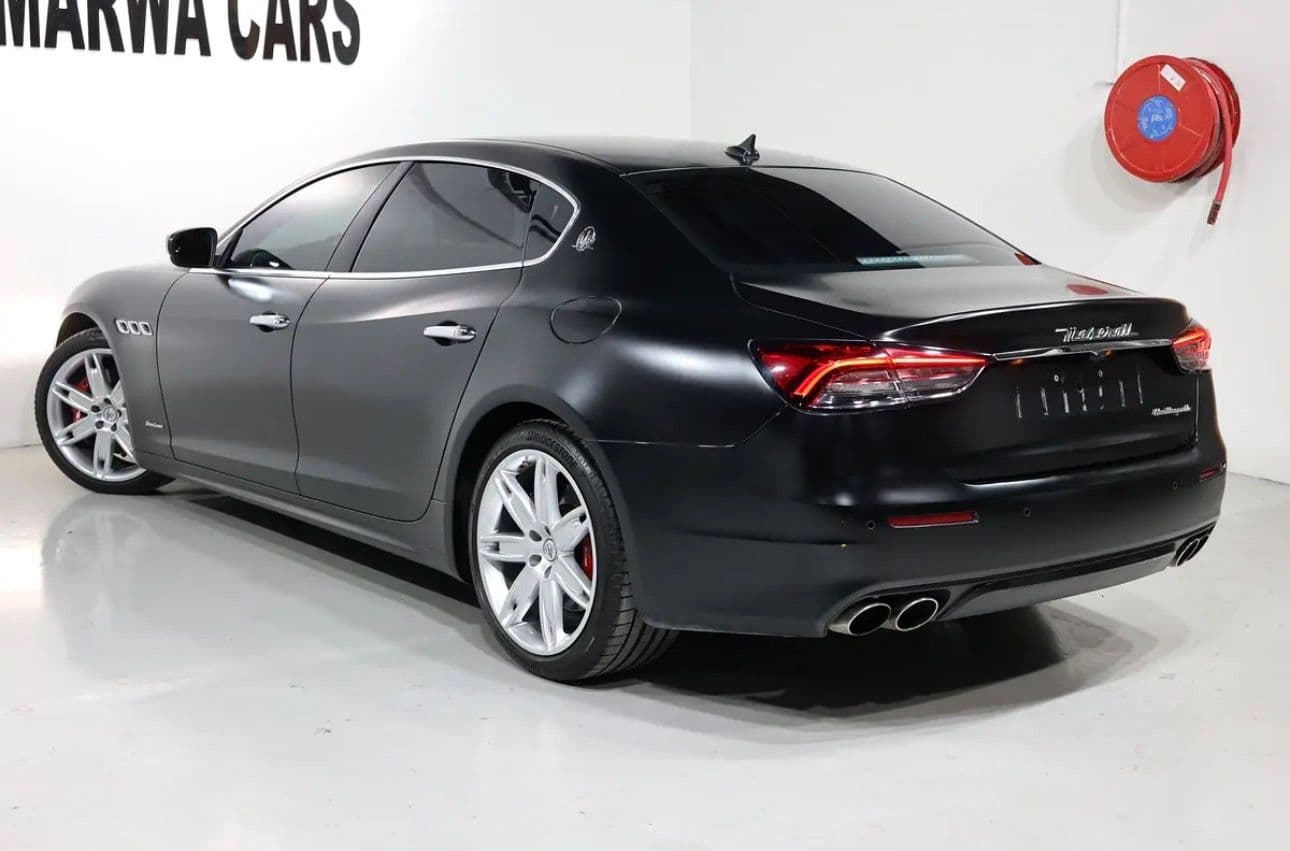 2021 Maserati Quattroporte GranLusso - Thumbnail 3