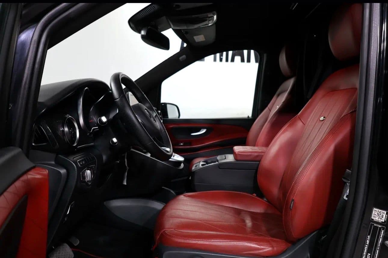 2021 Mercedes-Benz V250 Falcon Edition | GCC Specs  -233000KM -Full service history  - Thumbnail 8