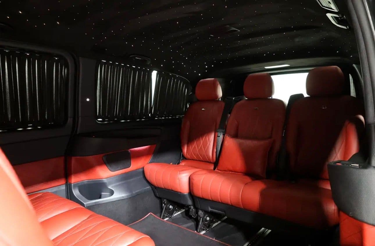 2021 Mercedes-Benz V250 Falcon Edition | GCC Specs  -233000KM -Full service history  - Thumbnail 16
