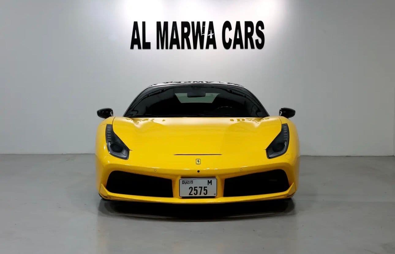 italian performance with this stunning  2016 Ferrari 488 GTB  -GCC-spec  -Only 29,000 km  - Thumbnail 5