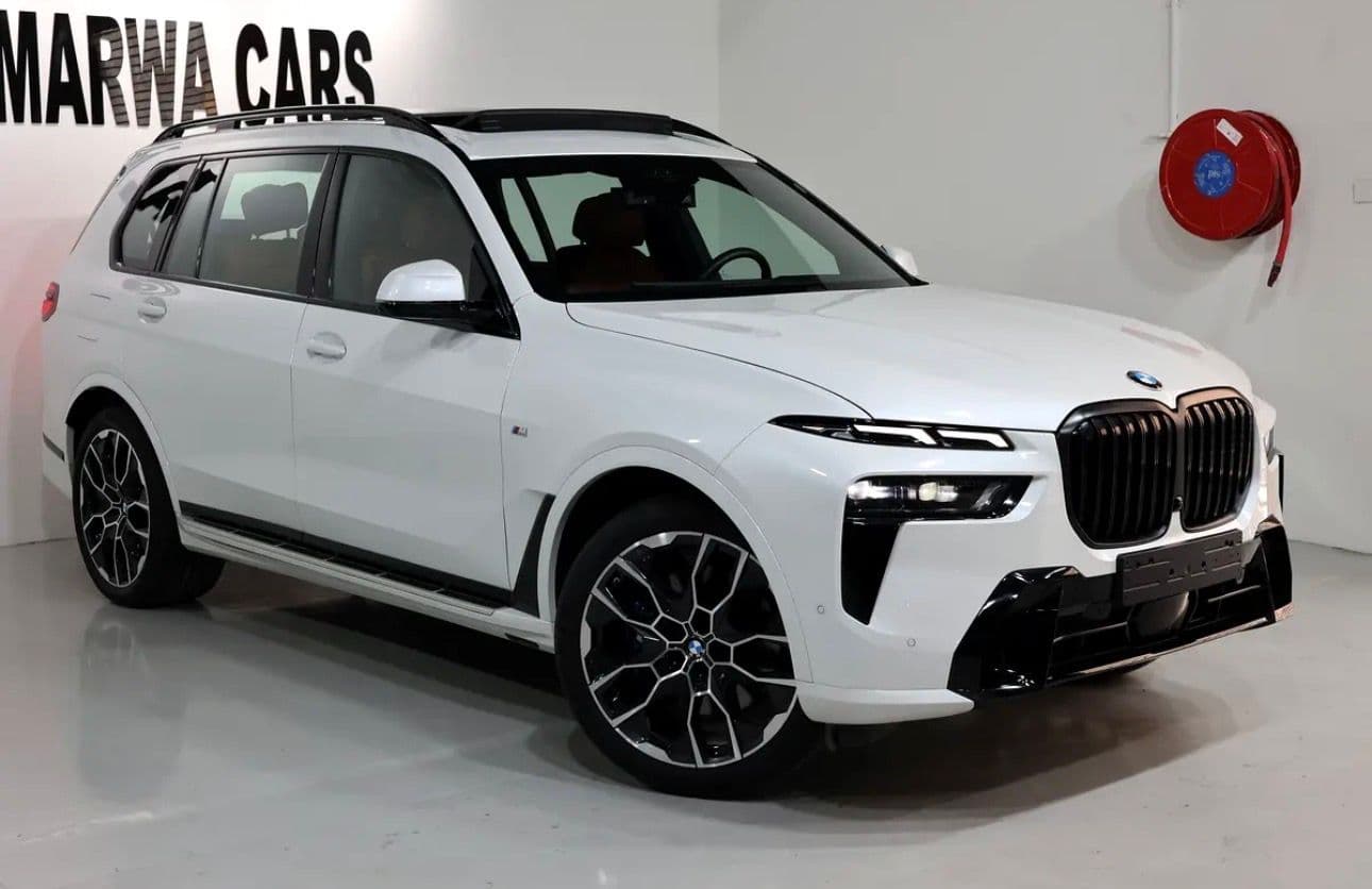 2024 BMW X7 xDrive40i GCC specifications pristine condition - Thumbnail 2