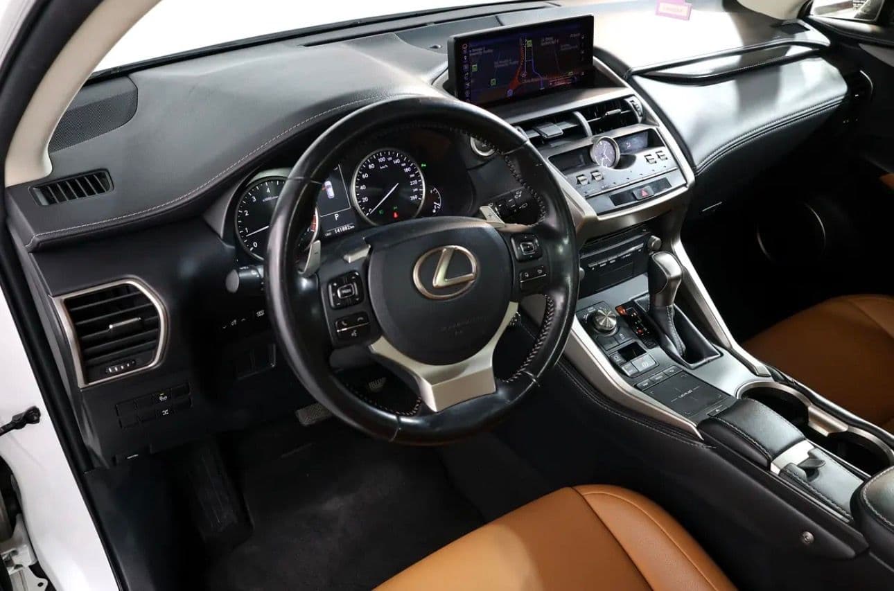 2020 Lexus NX 300 in excellent condition -GCC-specs -Full service history  - UNDER WARRANTY - Thumbnail 10