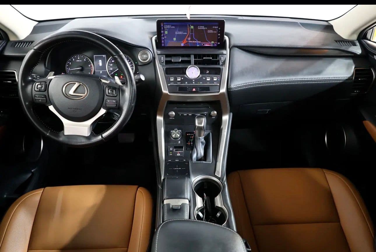 2020 Lexus NX 300 in excellent condition -GCC-specs -Full service history  - UNDER WARRANTY - Thumbnail 11