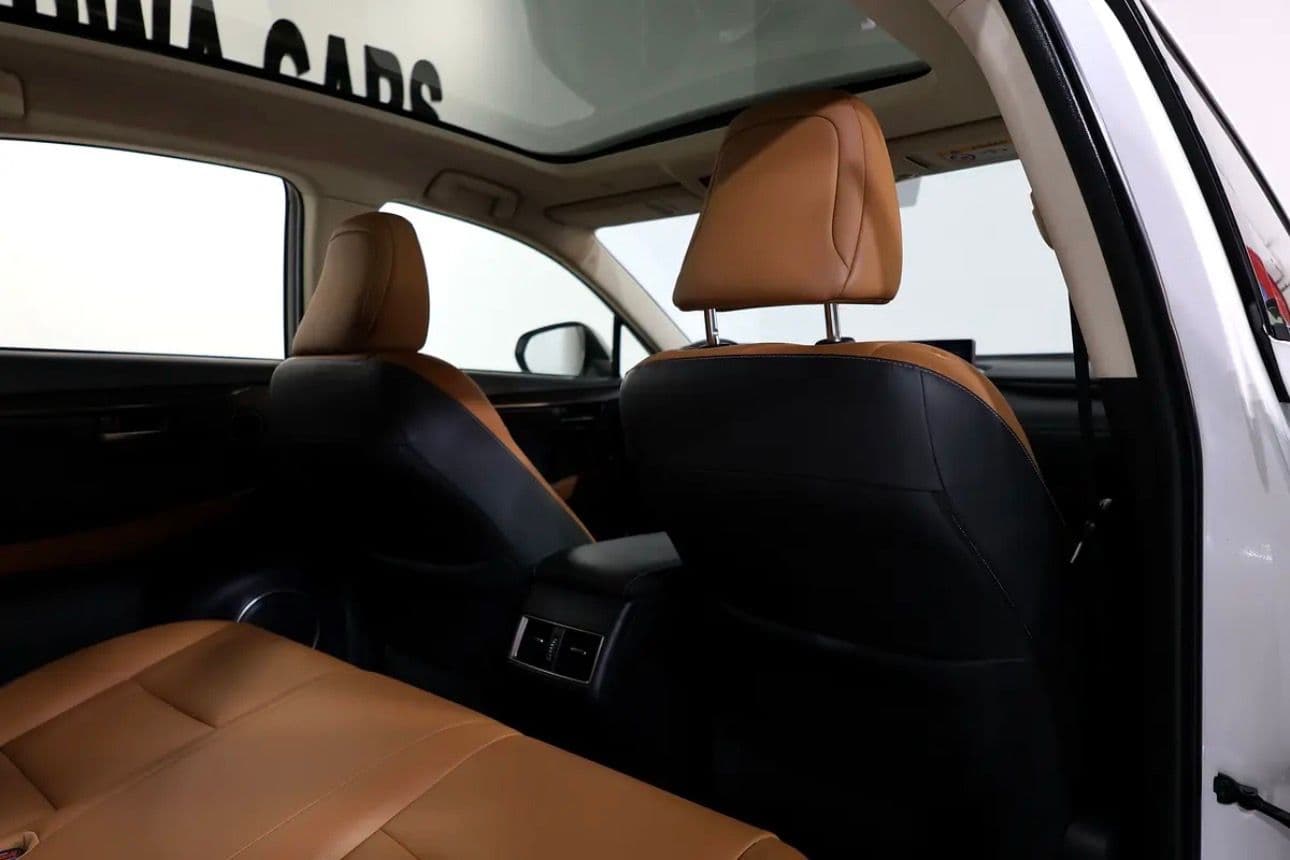 2020 Lexus NX 300 in excellent condition -GCC-specs -Full service history  - UNDER WARRANTY - Thumbnail 18