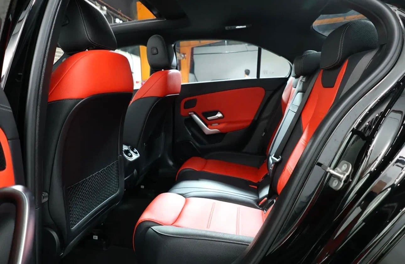 2024 Mercedes-Benz A 200 AMG -GCC Specifications -60,000KM -Under WARRANTY and SERVICE contract  - Thumbnail 16