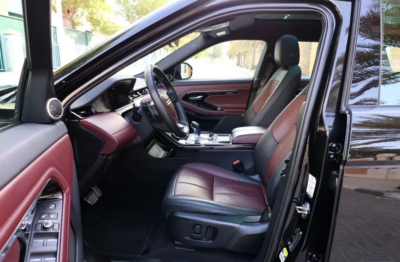 Range Rover Evoque P250 HSE -2020 -94000KM -GCC Specs -Under Warranty -Al-Tayer Full Service History - Thumbnail 9