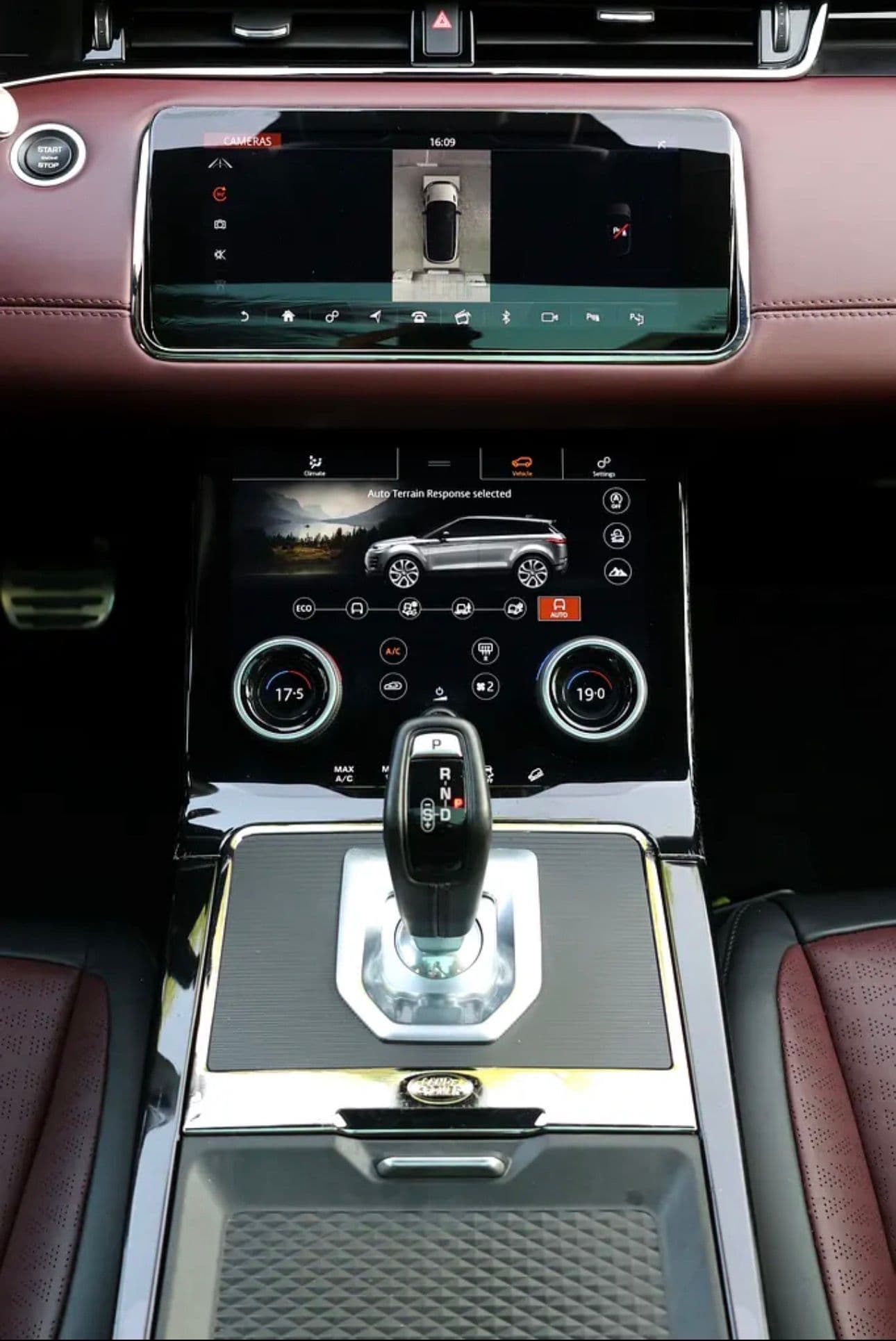 Range Rover Evoque P250 HSE -2020 -94000KM -GCC Specs -Under Warranty -Al-Tayer Full Service History - Thumbnail 12