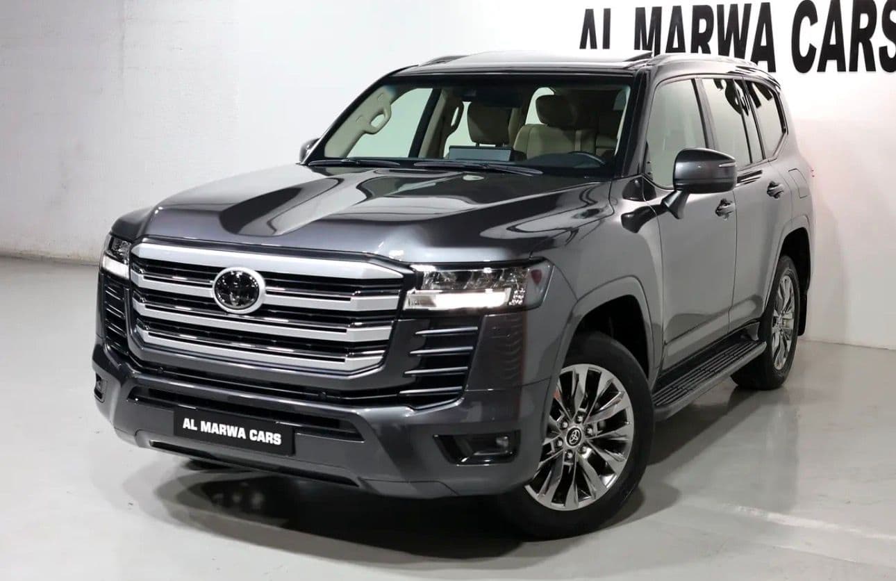 2022 Toyota Land Cruiser GXR -UNDER WARRANT & SERVICE TILL 80,000KM -GCC-spec  - immaculate condition - Image 1