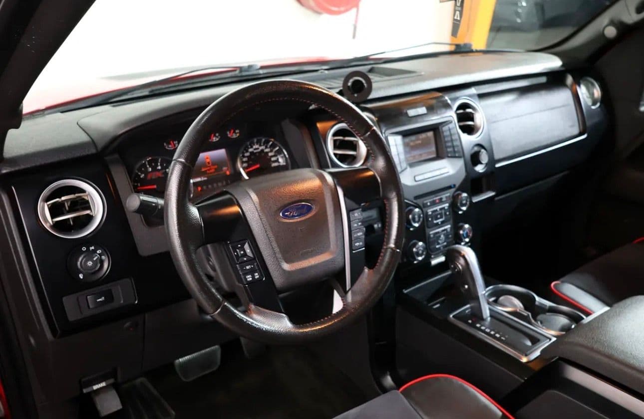 2013 Ford F-150 FX4  - one owner from new  -GCC specification -Accident free - Thumbnail 9
