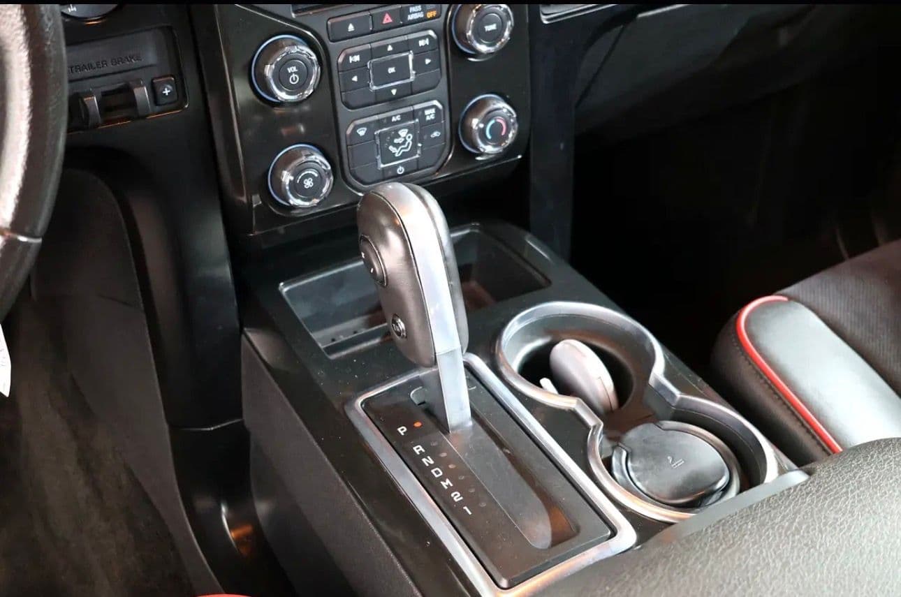 2013 Ford F-150 FX4  - one owner from new  -GCC specification -Accident free - Thumbnail 12