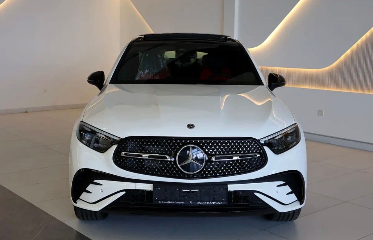 MERCEDES-BENZ -GLC COUPE 2026  -GLC 200 -4Matic  - 2026  -COLOR AVAILABLE INTERIOR : ( CAMEL COLOR AND RED ) Kilometers: 0Km - Thumbnail 5