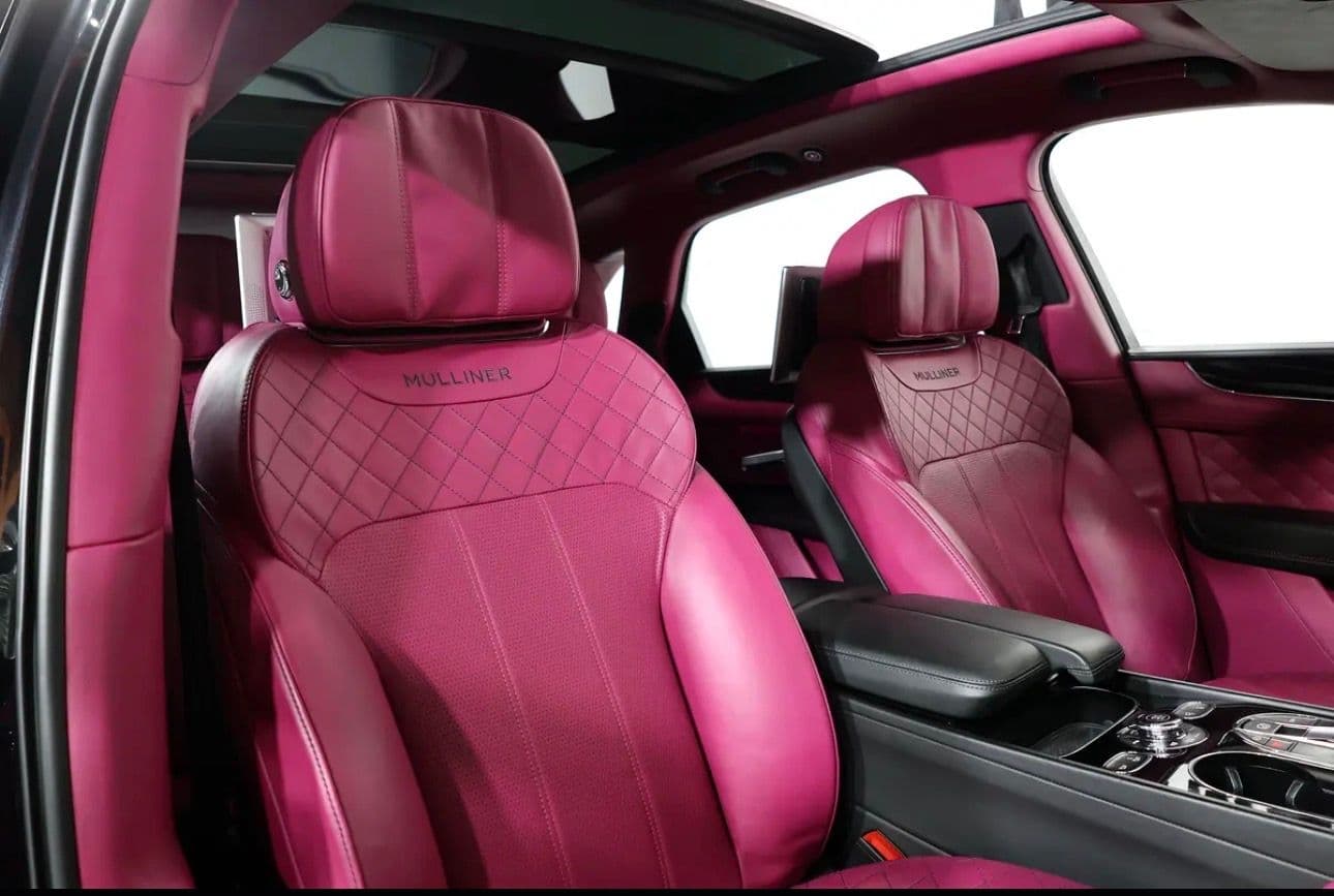 Experience the pinnacle of luxury with this 2018 Bentley Bentayga W12 Mulliner -GCC-spec masterpiece  - Thumbnail 18