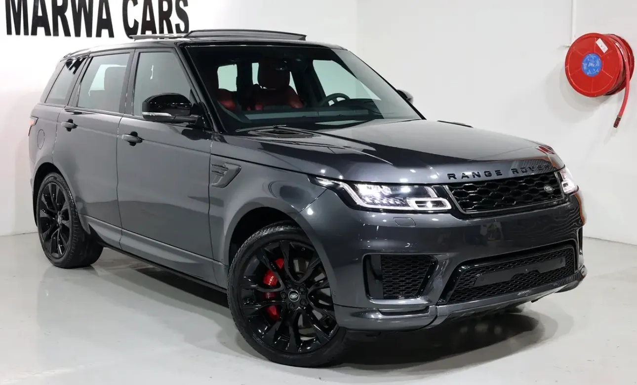 2021 Land Rover Range Rover Sport HST  - immaculate condition -full service history - GCC-spec luxury SUV  - Image 1