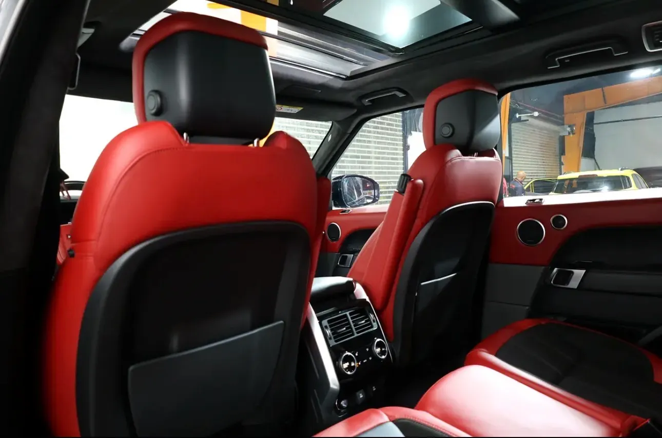 2021 Land Rover Range Rover Sport HST  - immaculate condition -full service history - GCC-spec luxury SUV  - Thumbnail 18
