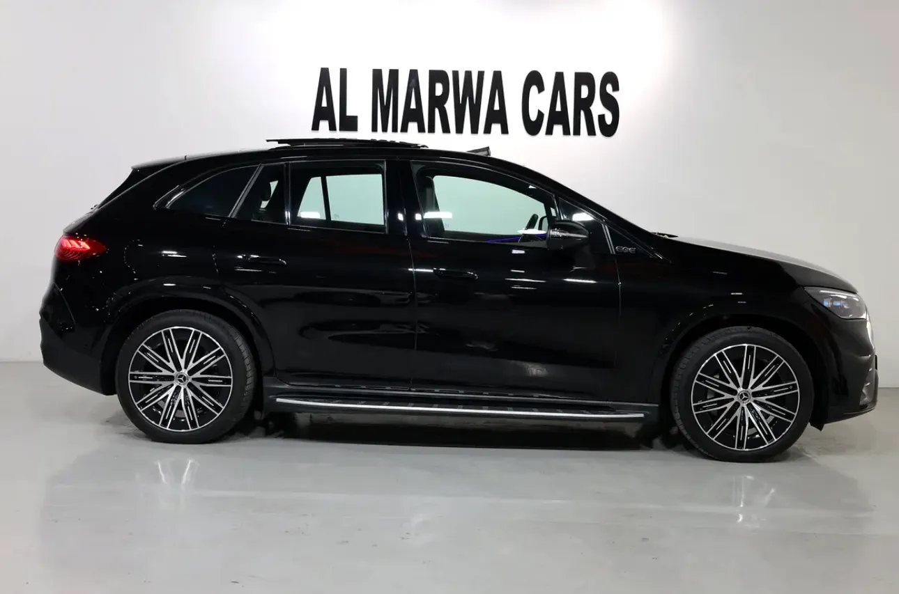 2025 Mercedes EQE 350 SUV I GCC Specs  ACCIDENTS FREE -9000km-Under warranty  - Thumbnail 7