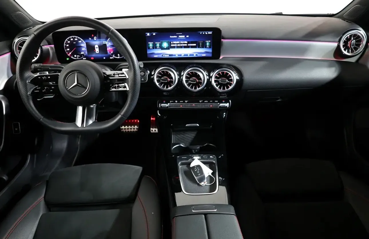 new 2025 Mercedes-Benz A 200 - GCC-spec  - Thumbnail 9