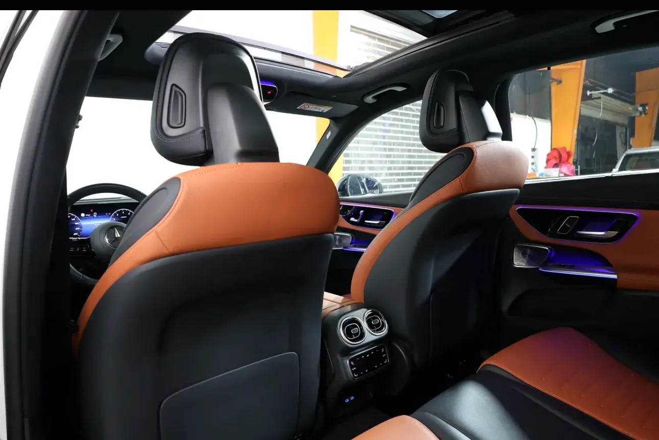 new 2024 Mercedes-Benz GLC 300 4MATIC Warranty and service packages -GCC-spec SUV  - Thumbnail 13