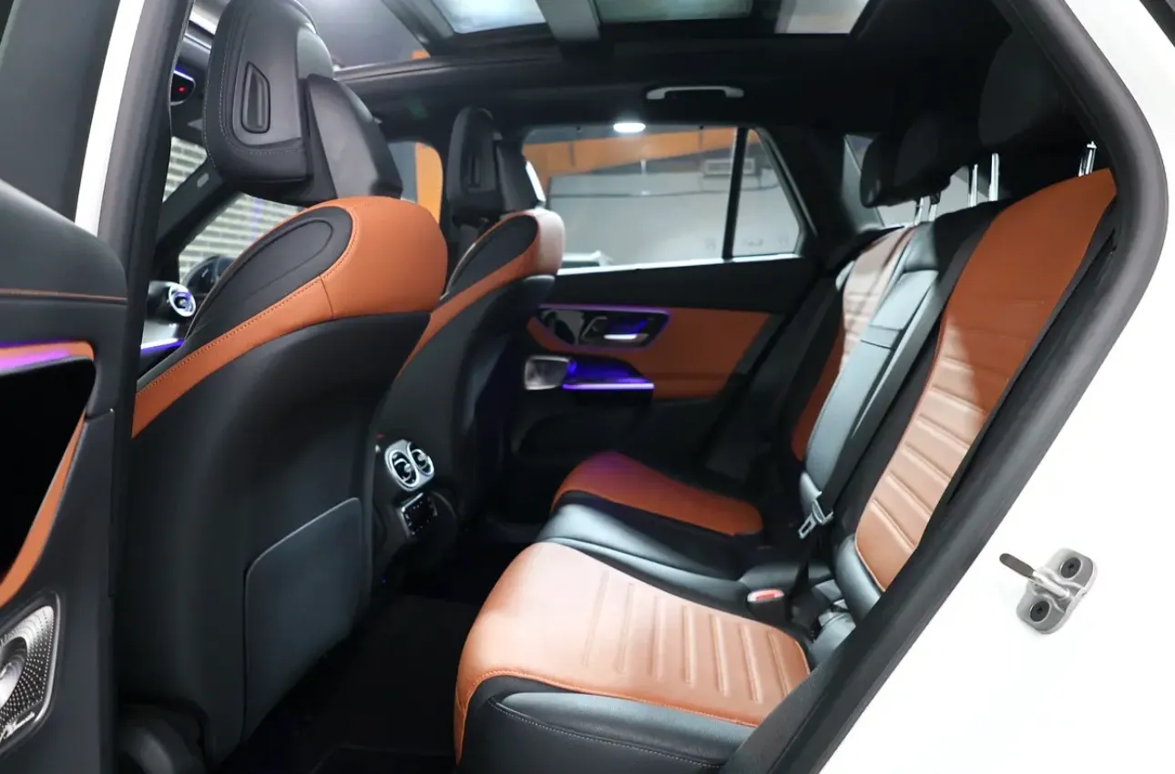 new 2024 Mercedes-Benz GLC 300 4MATIC Warranty and service packages -GCC-spec SUV  - Thumbnail 14