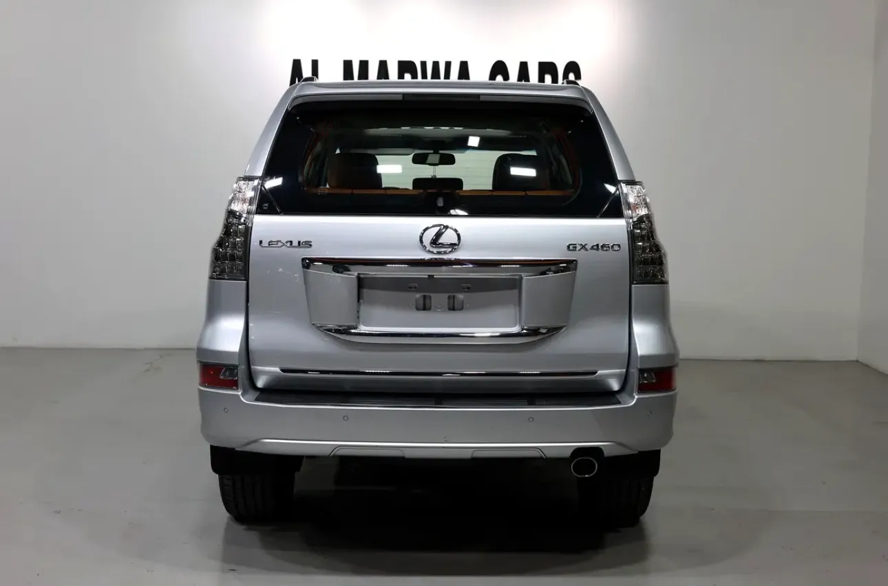 Lexus gx460-2015-295000km-GCC specs-Excellent Condition  - Thumbnail 6