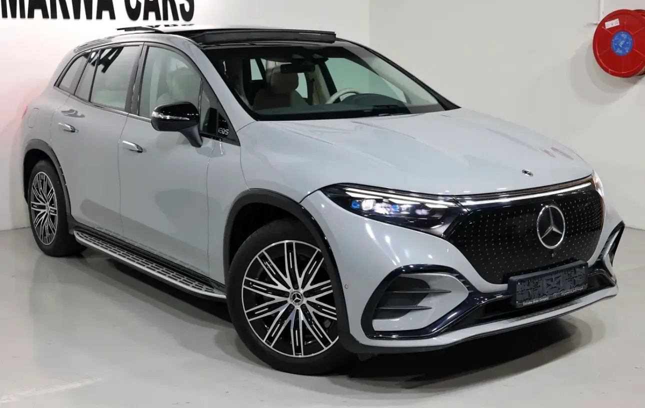 2023 Mercedes-benz EQS 450 4 matic-7seater-under warranty- - Thumbnail 2