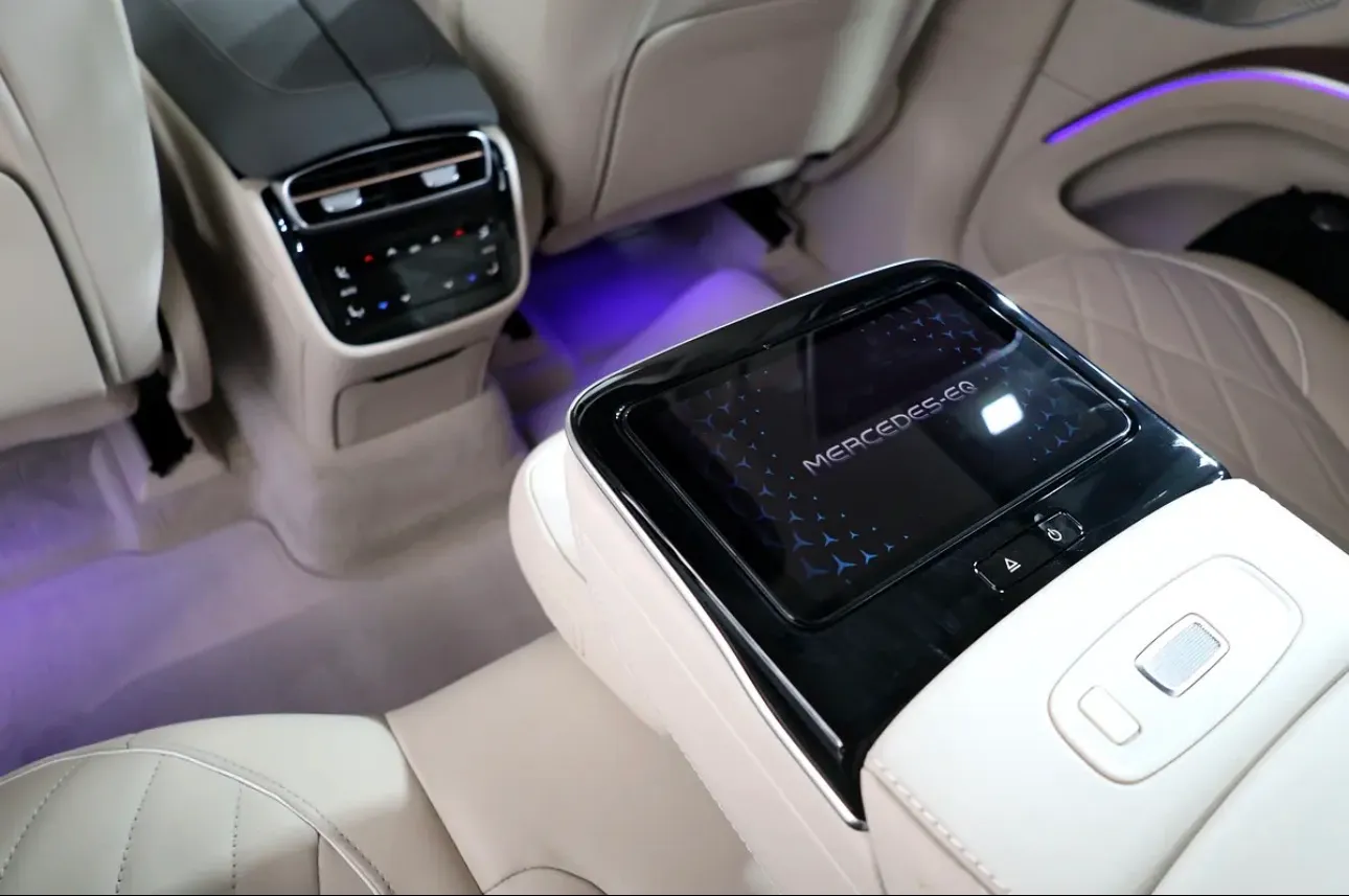 2023 Mercedes-benz EQS 450 4 matic-7seater-under warranty- - Thumbnail 18