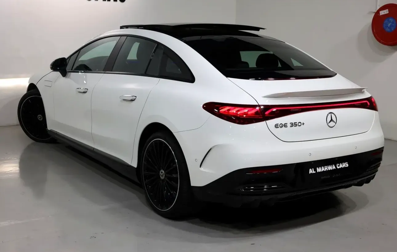 2024 Mercedes EQE 350+ I GCC Specs  -ACCIDENTS FREE  -GCC specifications -luxury sedan  -• WARRANTY 5 Years Mercedes-Benz  - Thumbnail 3