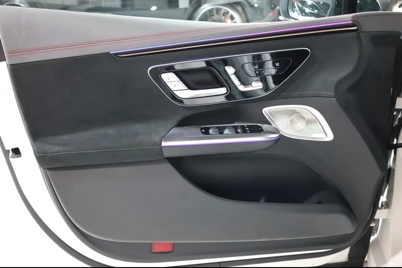 2024 Mercedes EQE 350+ I GCC Specs  -ACCIDENTS FREE  -GCC specifications -luxury sedan  -• WARRANTY 5 Years Mercedes-Benz  - Thumbnail 8
